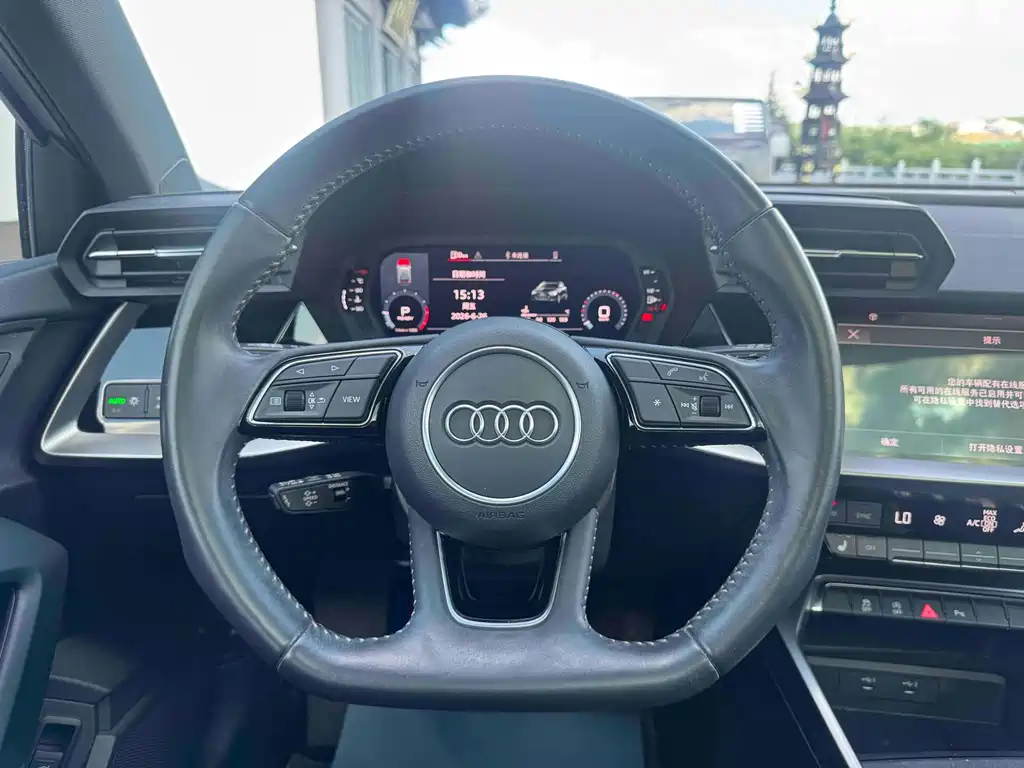 Audi A3 2022 — фото 15