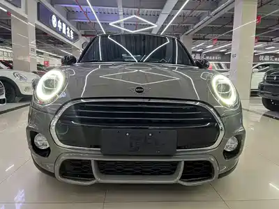 MINI MINI 2018
