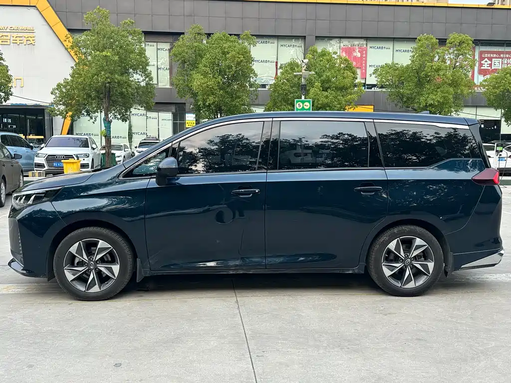 GAC Motor Trumpchi M6 2022