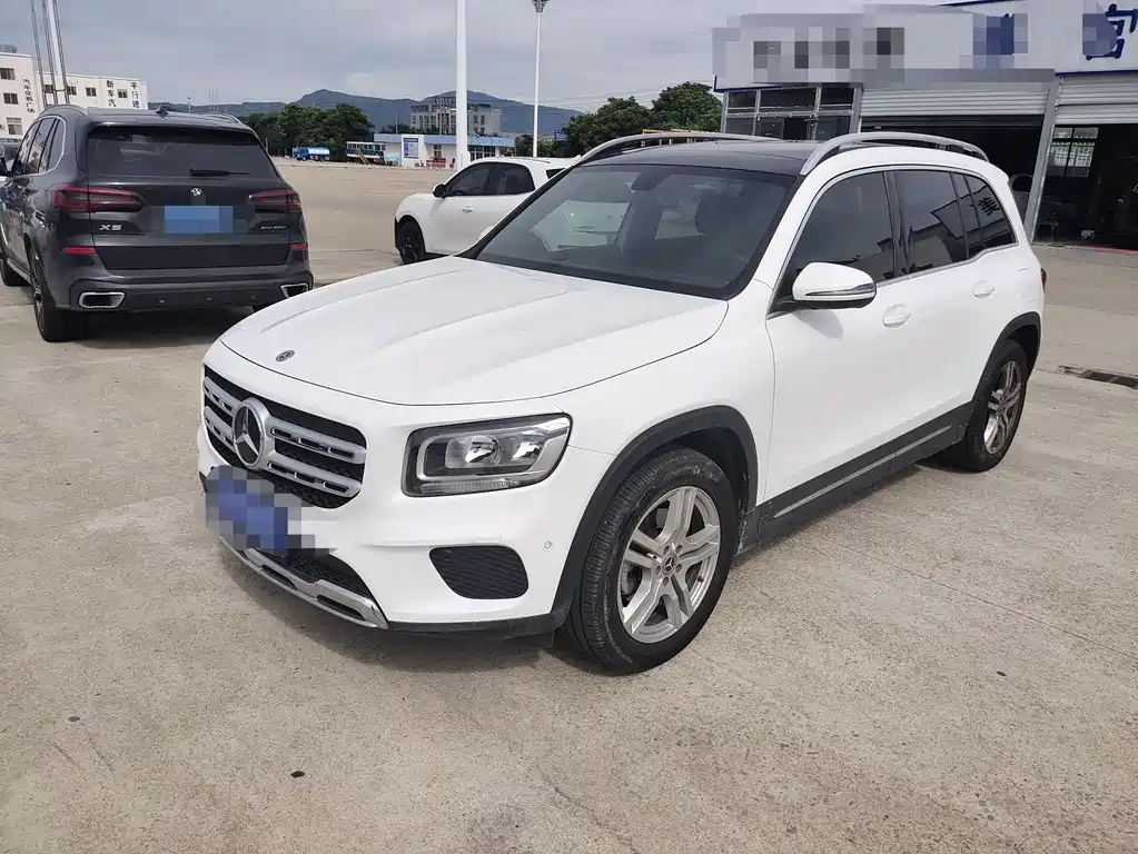 Mercedes-Benz GLB 2020