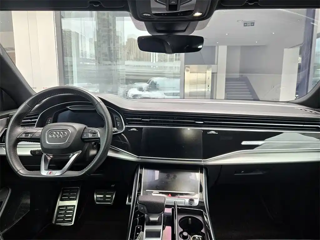 Audi Q8 2019