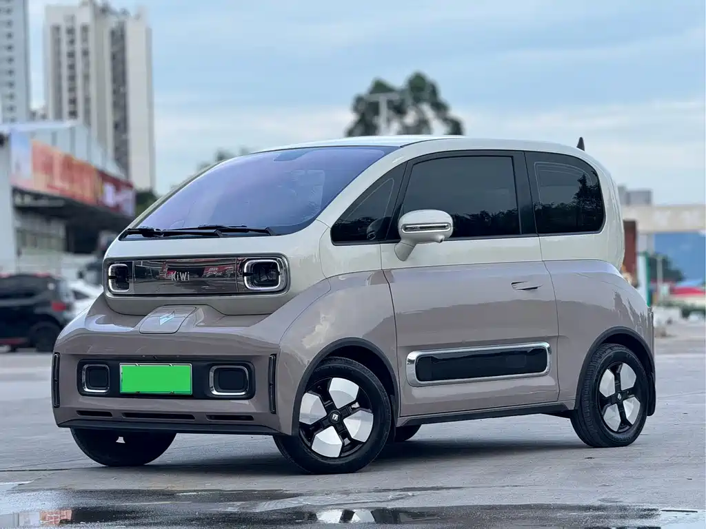 Baojun Kiwi EV 2022 — фото 1
