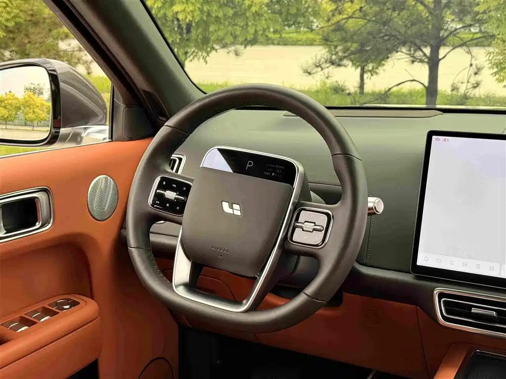 Li Auto Li L8 2024