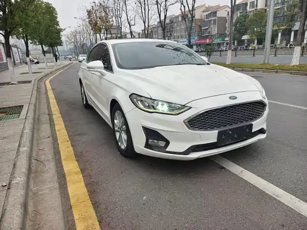 Ford Mondeo 2021