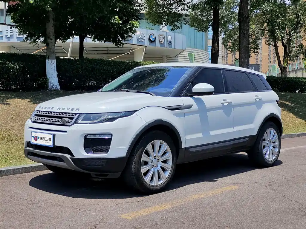 Land Rover Evoque 2019 — фото 1
