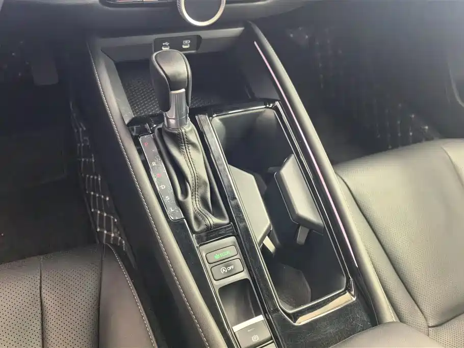 Honda Accord 2024 — фото 16