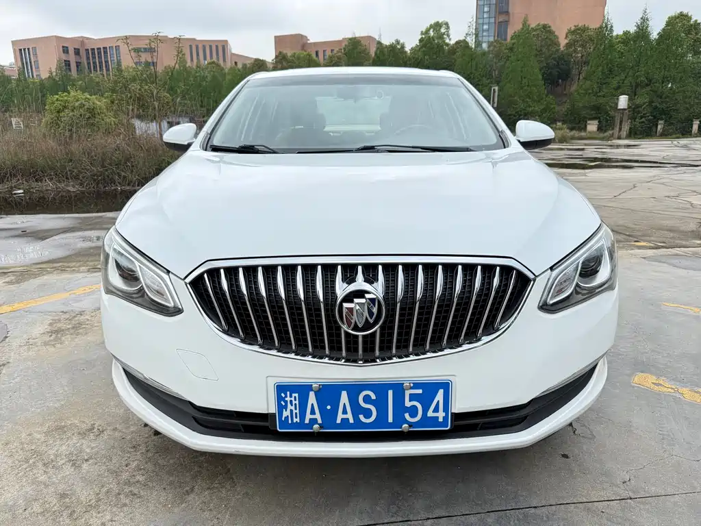 Buick Excelle 2015 — фото 2