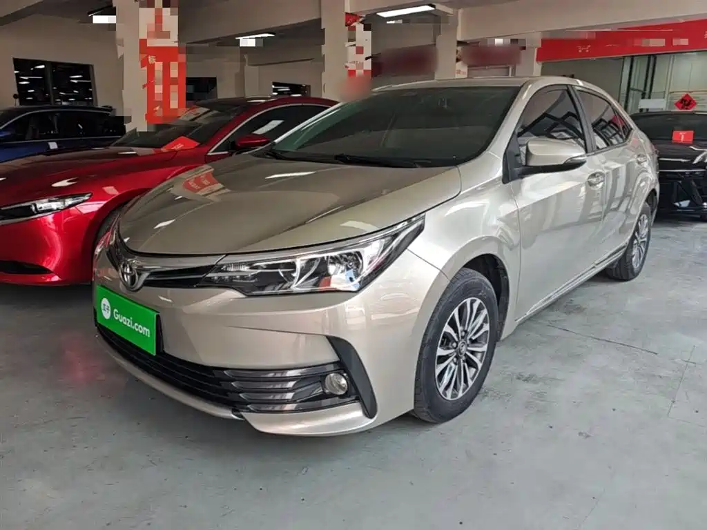Toyota Corolla 2019 — фото 1