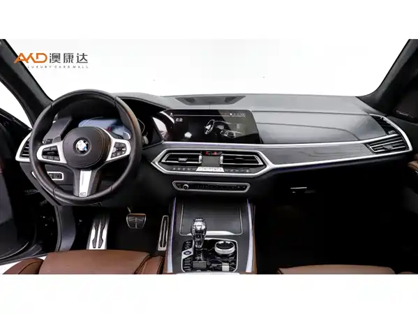 BMW X7 2021