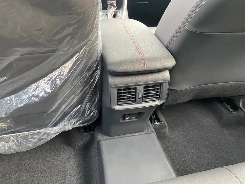 Toyota RAV4 Prime — фото 15