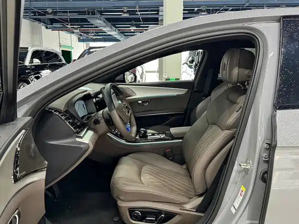 BYD Han 2025