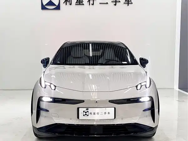 Zeekr X 2024