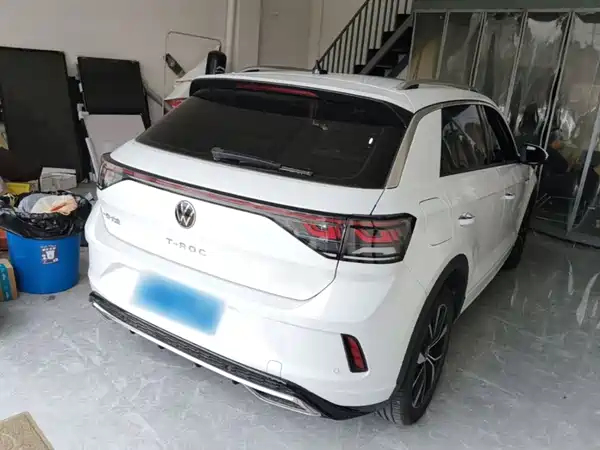 Volkswagen T-Roc 2024