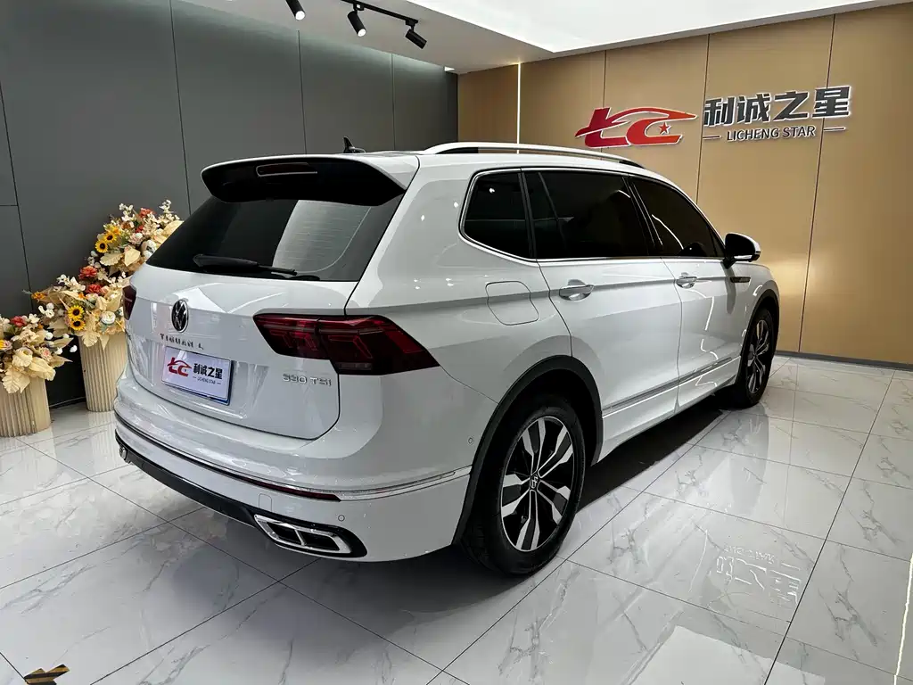 Volkswagen Tiguan L 2024