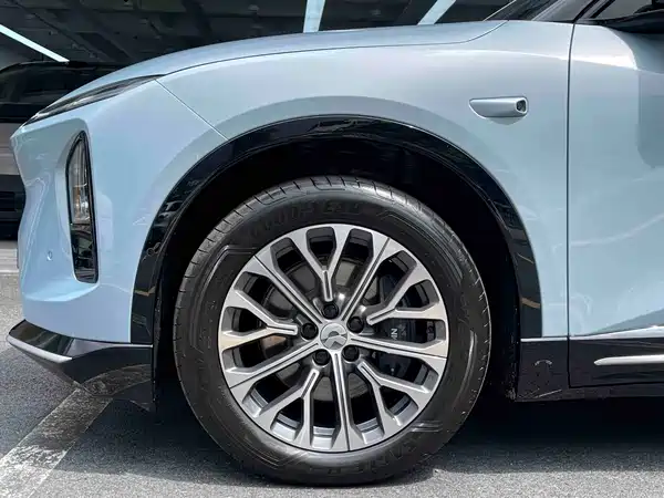 NIO ES6 2025