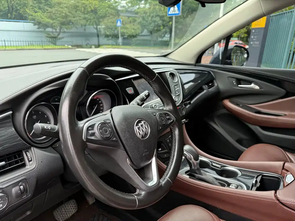 Buick Envision Plus 2018 — фото 13