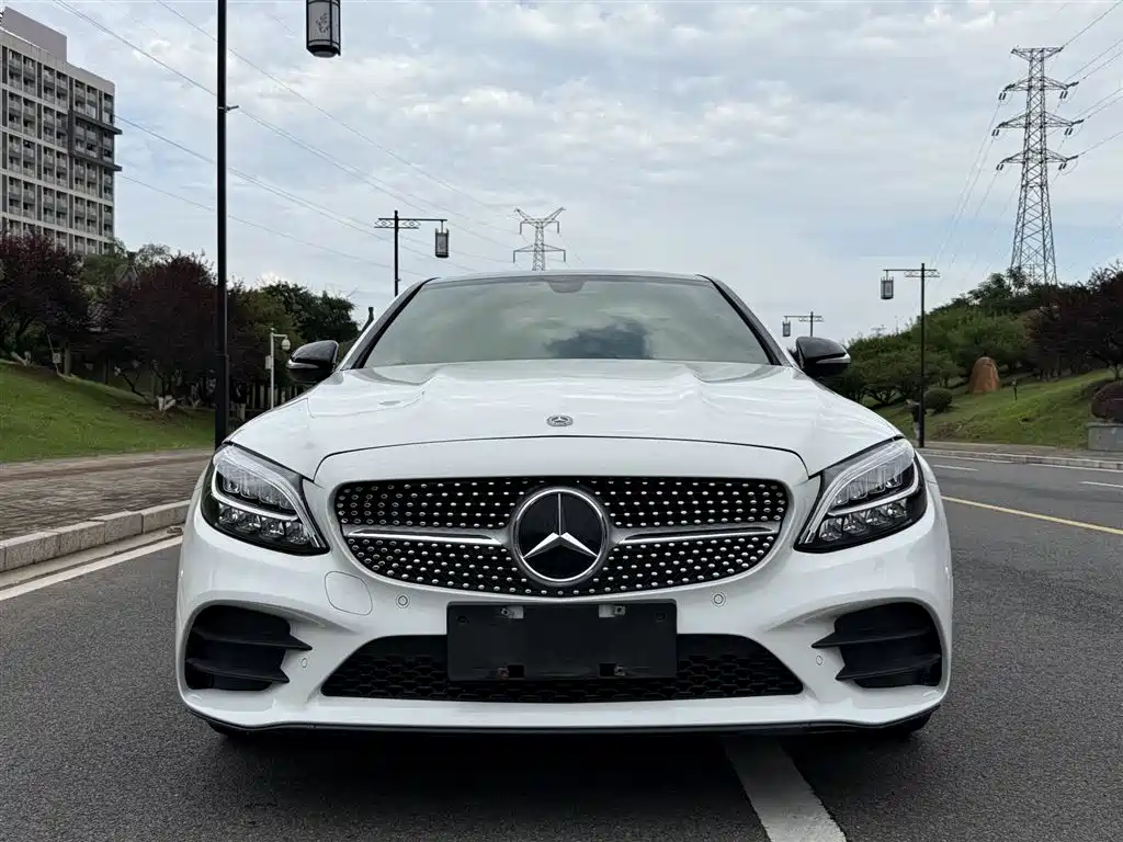 Mercedes-Benz C-Class 2019