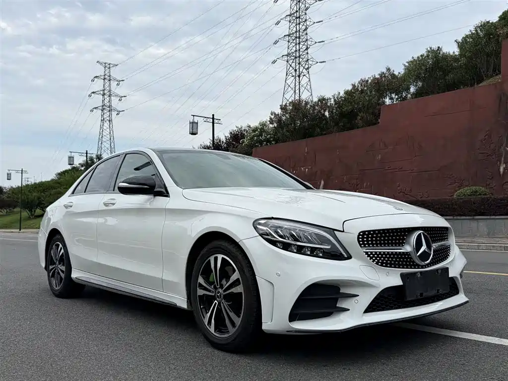 Mercedes-Benz C-Class 2019
