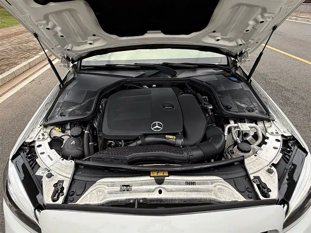Mercedes-Benz C-Class 2019 — фото 16