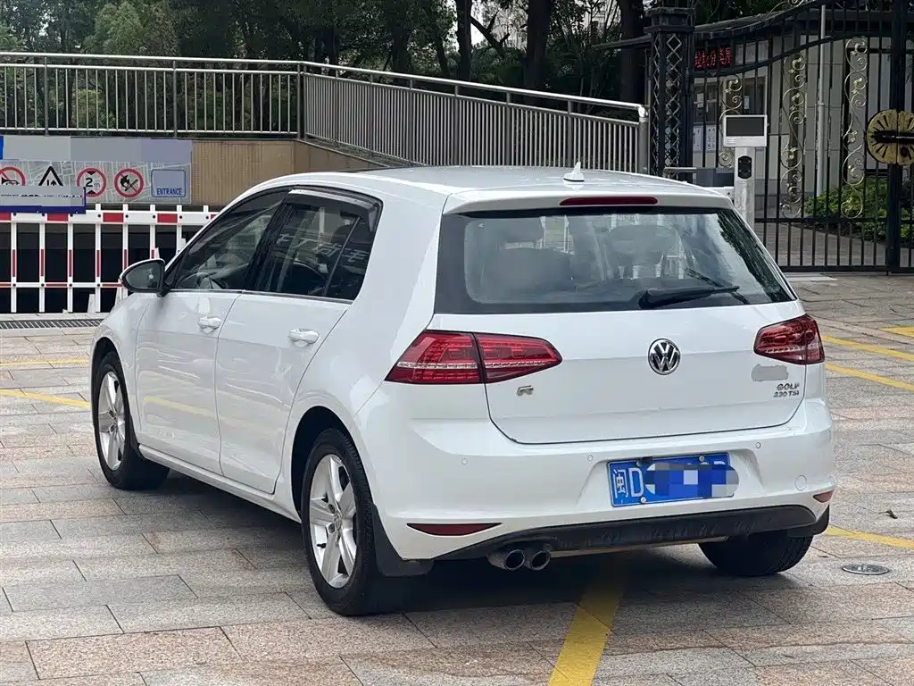 Volkswagen Golf 2016