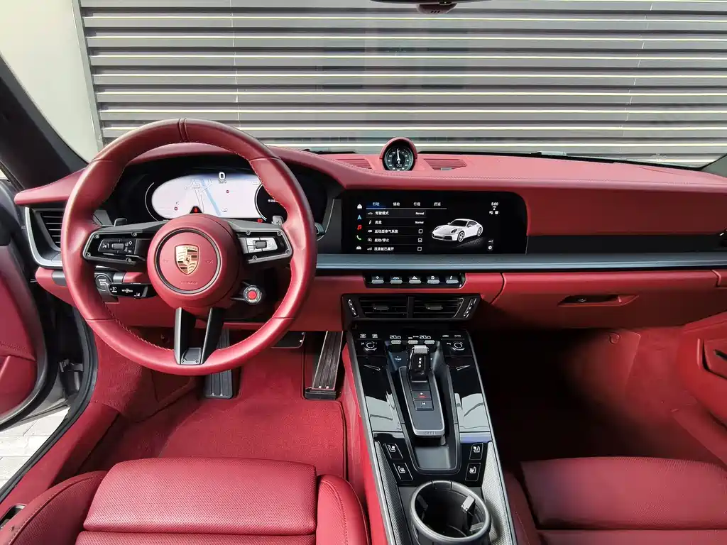 Porsche 911 2025
