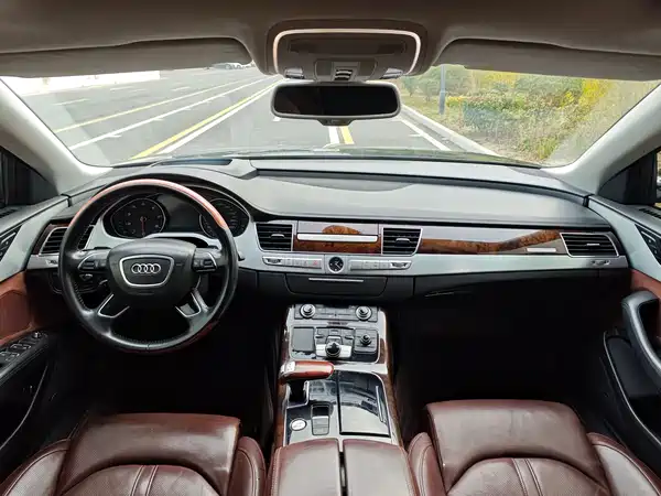 Audi A8 2016