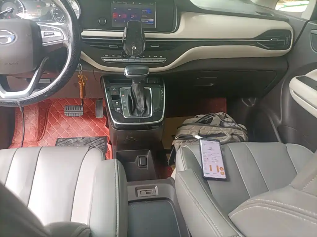 GAC Motor Trumpchi M6 2019 — фото 14