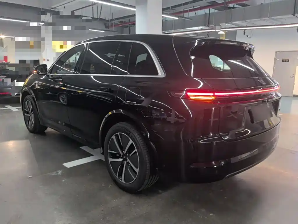 Li Auto Li L7 2025