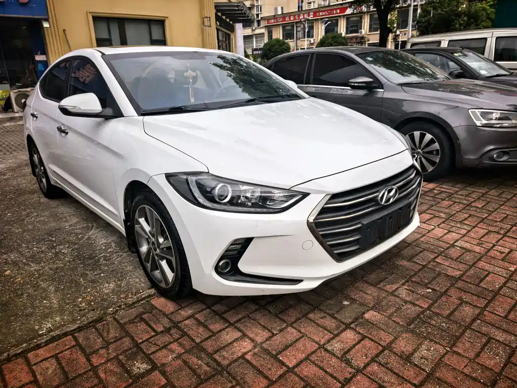 Hyundai Celesta 2018 — фото 3