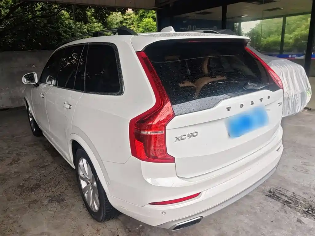 Volvo XC90 2016