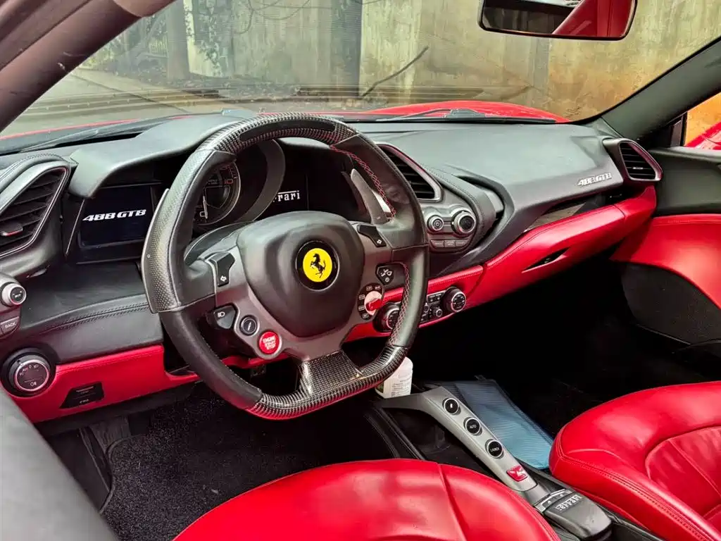 Ferrari 488 2016 — фото 8