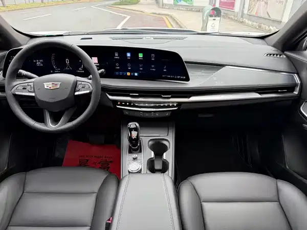 Cadillac XT4 2023