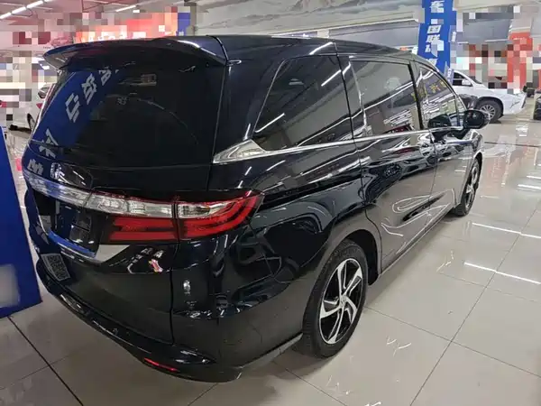 Honda Odyssey 2016