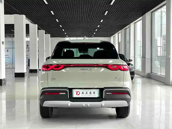 BYD Yuan UP 2025