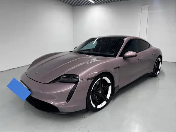 Porsche Taycan 2022