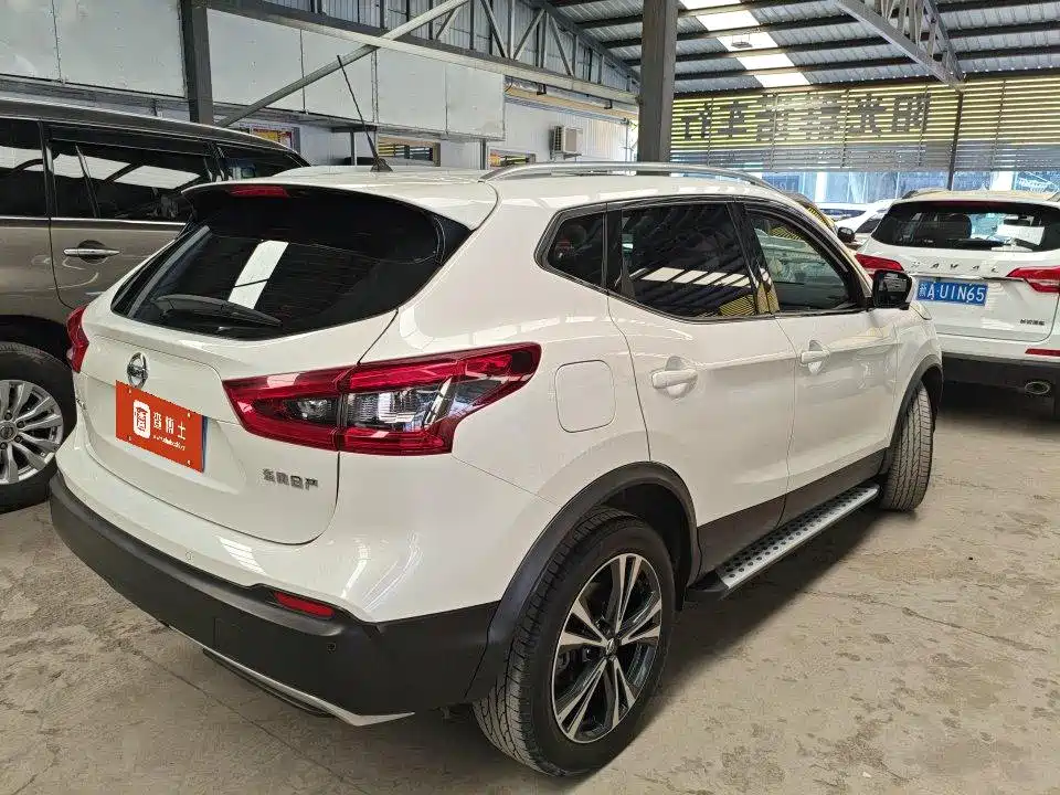 Nissan Qashqai 2023 — фото 4