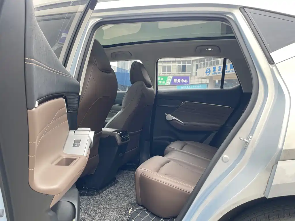 GAC Motor Trumpchi GS4 2024 — фото 14