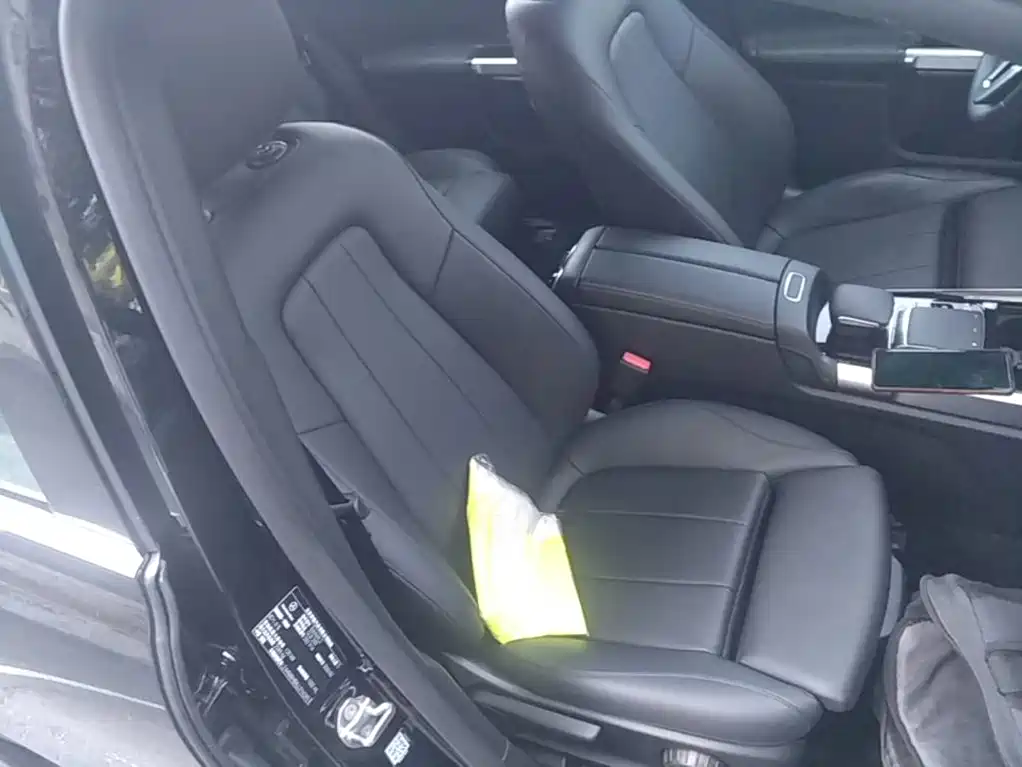 Mercedes-Benz GLB 2020 — фото 25
