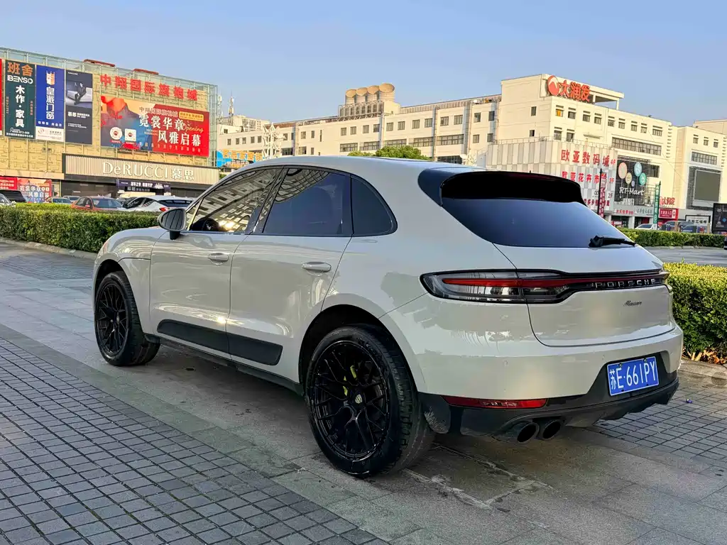 Porsche Macan 2020