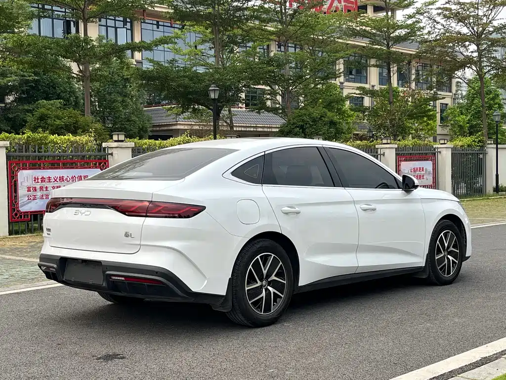 BYD Qin L 2025 — фото 40
