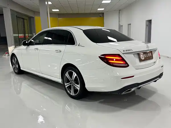 Mercedes-Benz E-Class 2018