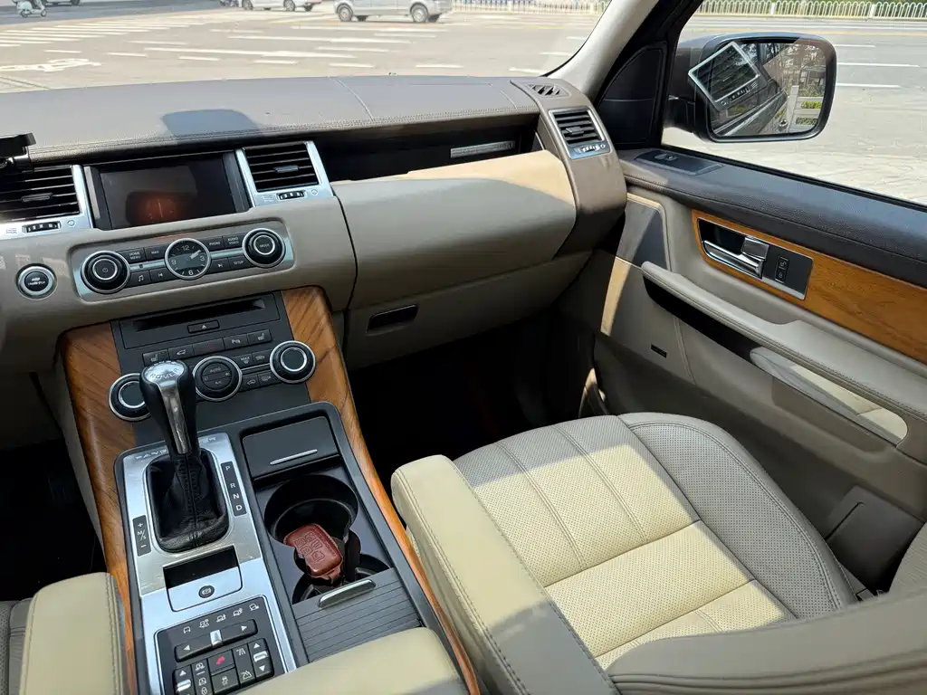 Land Rover Sport 2013 — фото 11