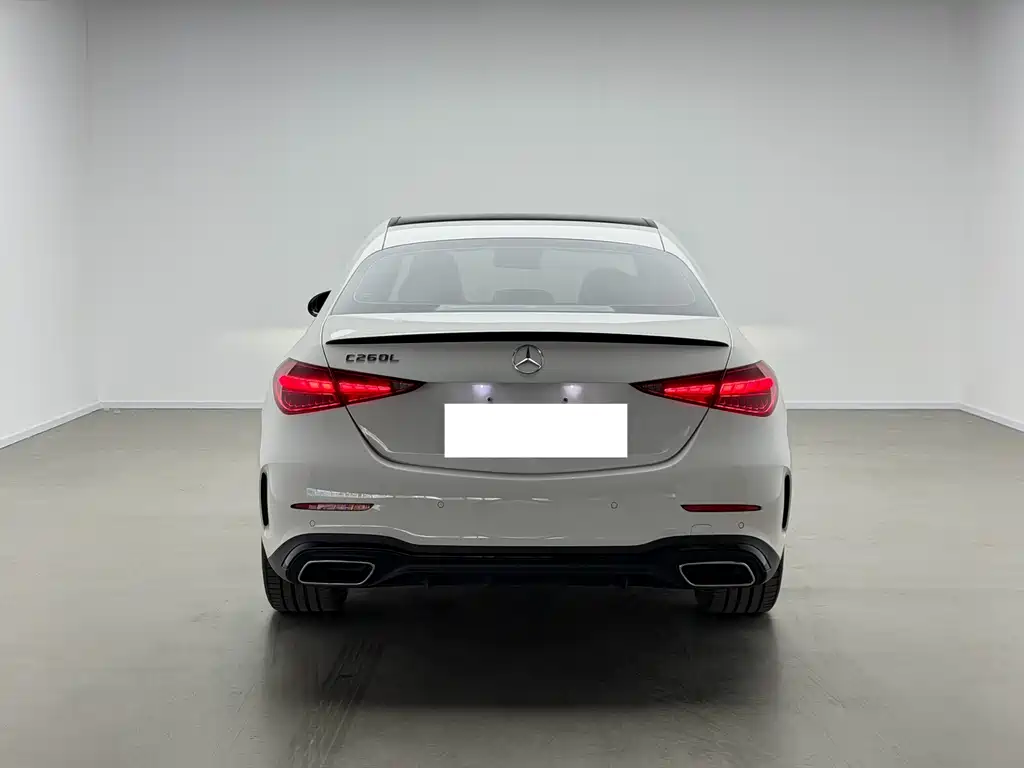 Mercedes-Benz C-Class 2024