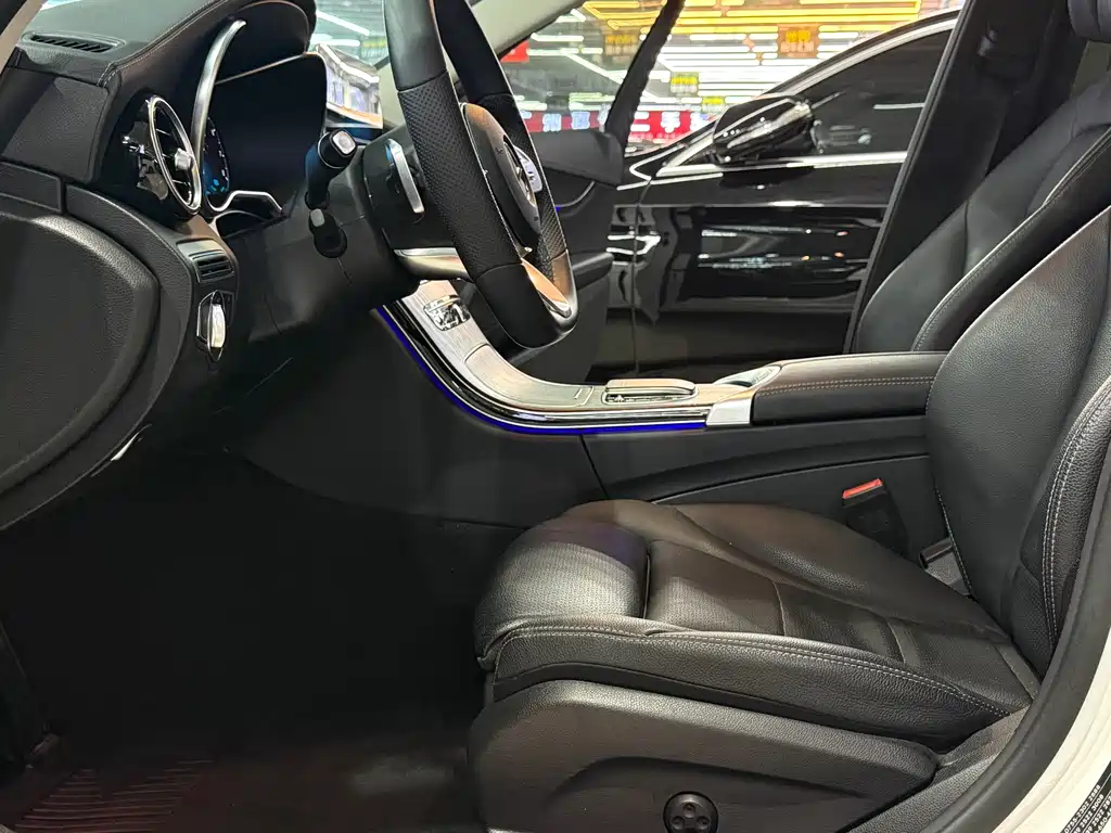 Mercedes-Benz C-Class 2020 — фото 11