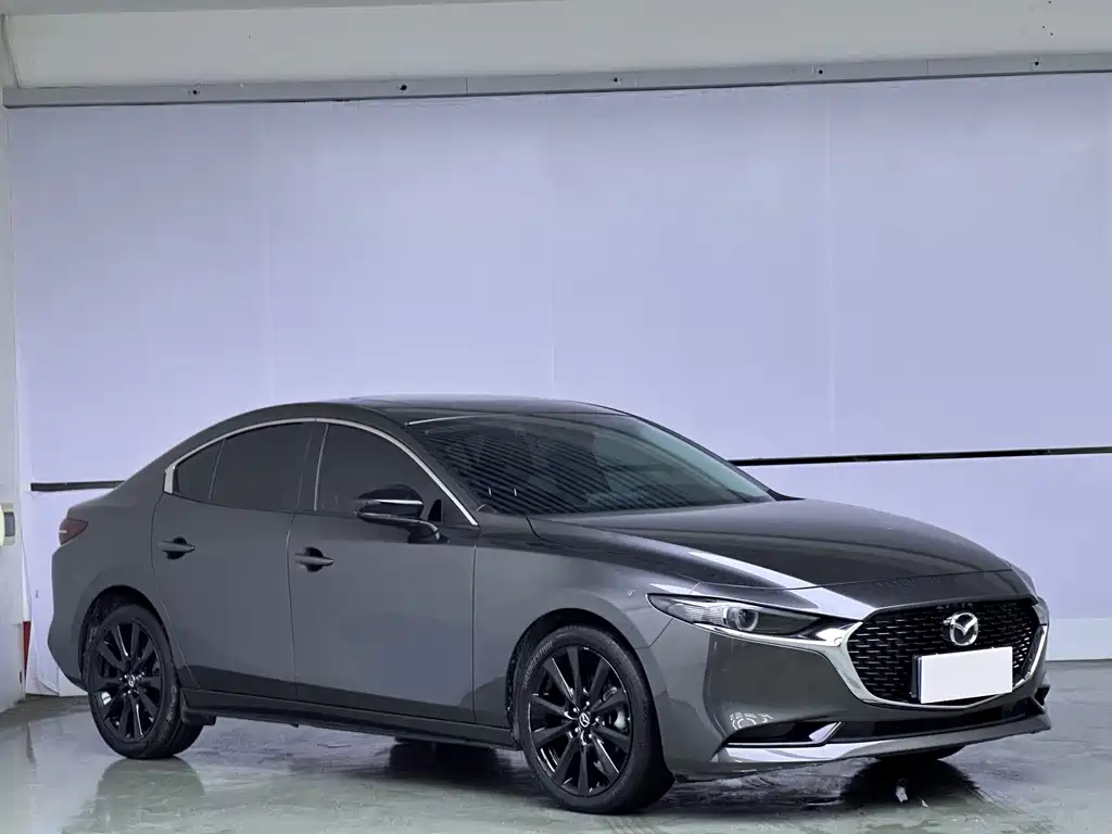 Mazda 3 Axela 2024