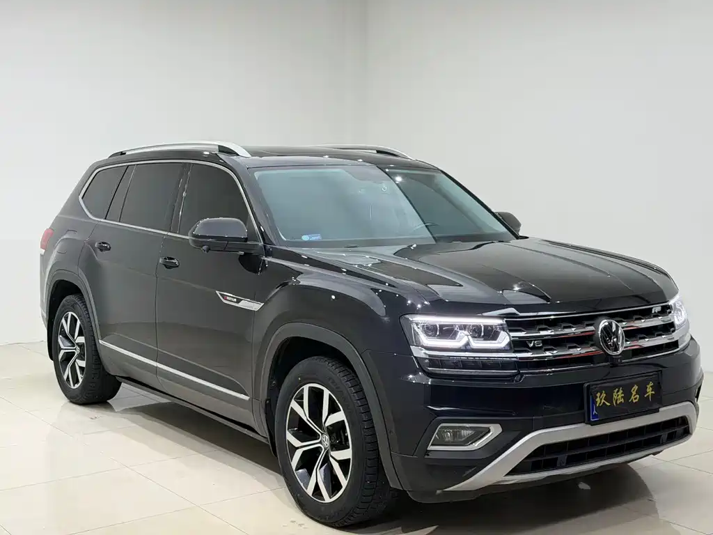Volkswagen Teramont 2017 — фото 1