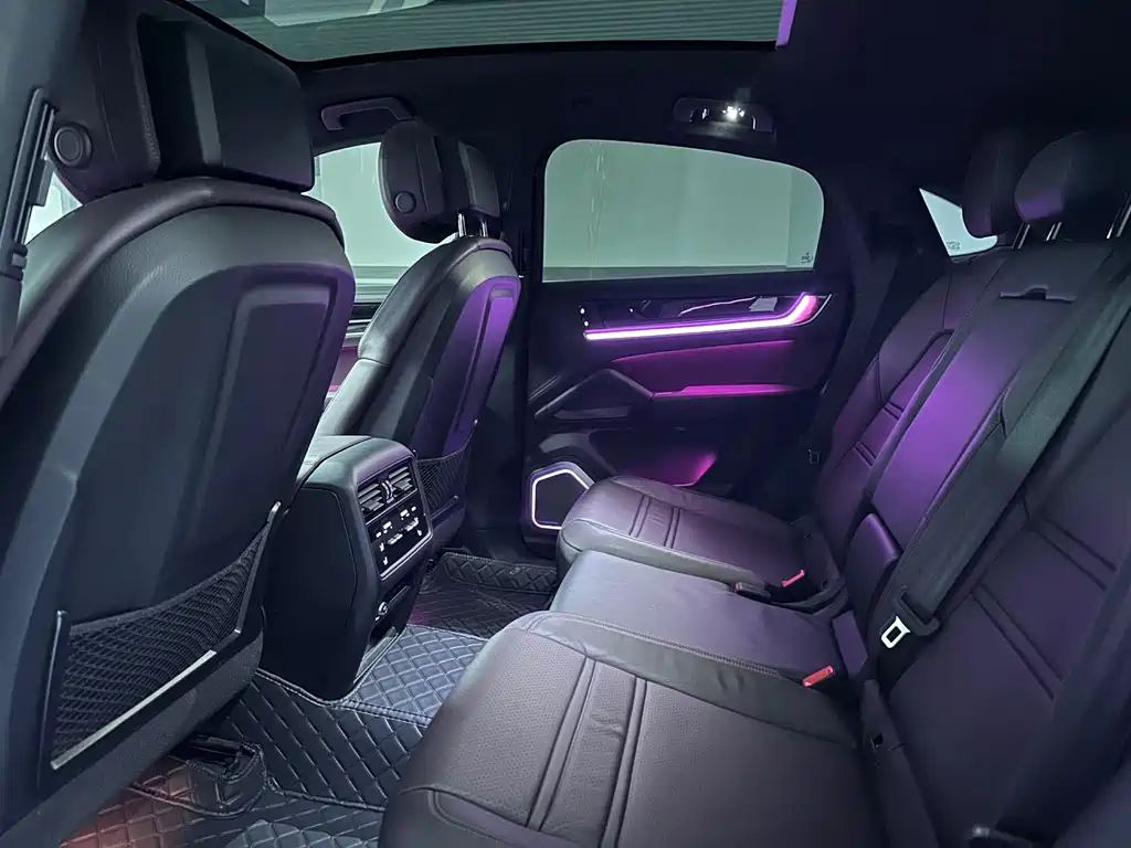 Porsche Cayenne 2025 — фото 15