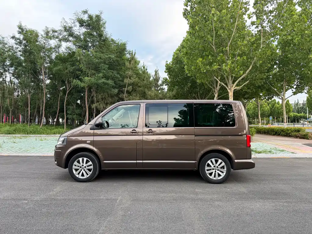 Volkswagen Multivan 2015