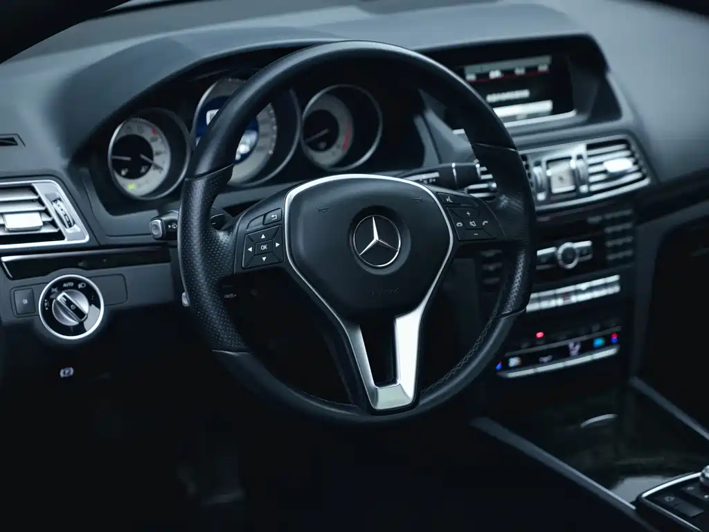 Mercedes-Benz E-Class 2014 — фото 9