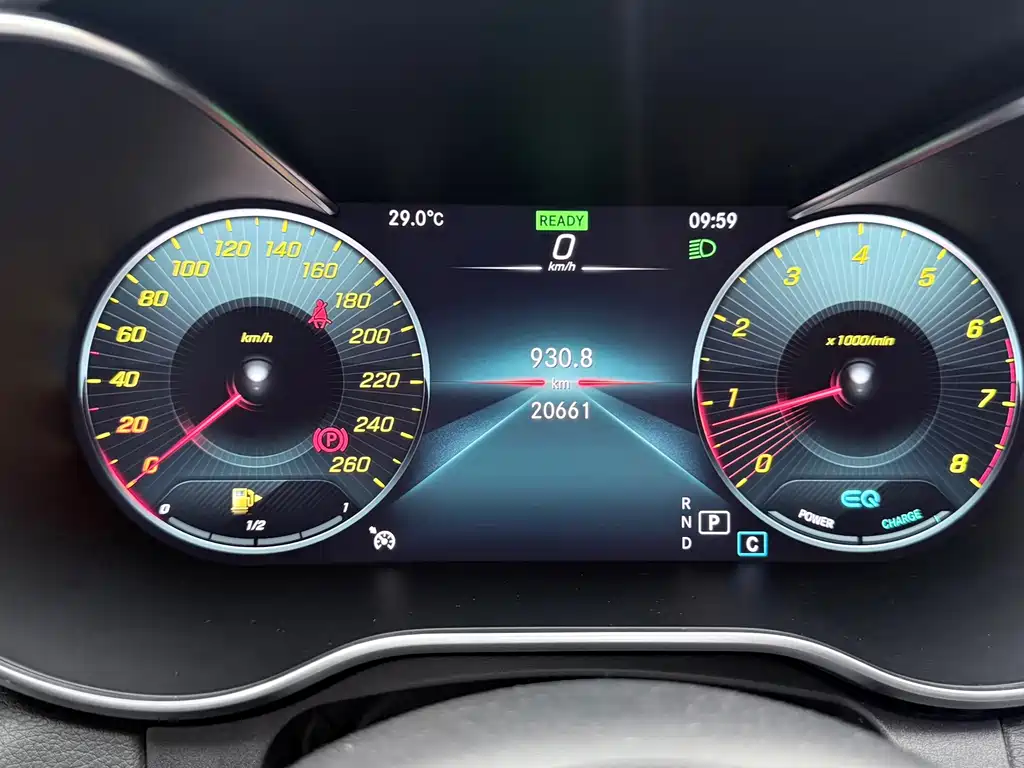 Mercedes-Benz C-Class 2020 — фото 13